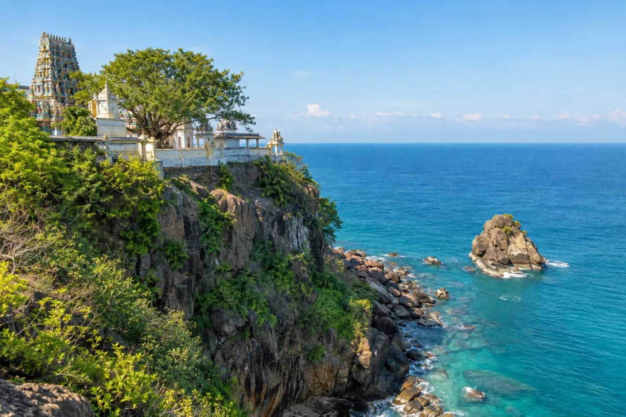 Koneswaram Temple & Swami Rock